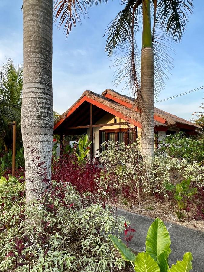 Burudika Bungalows Selong Belanak Kültér fotó